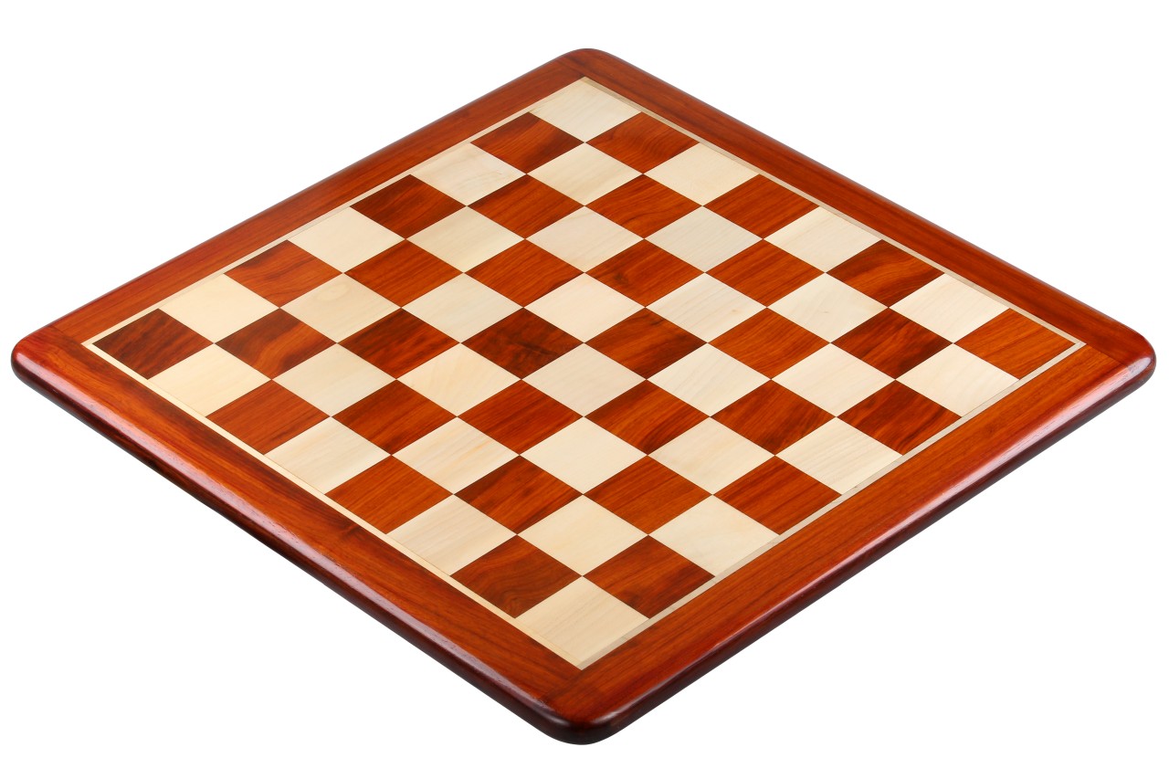 piękna deska szachowa 