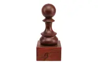 Puchar szachowy drewniany - Czarny Pion (25 cm) Puchar szachowy drewniany - Czarny Pion (25 cm)