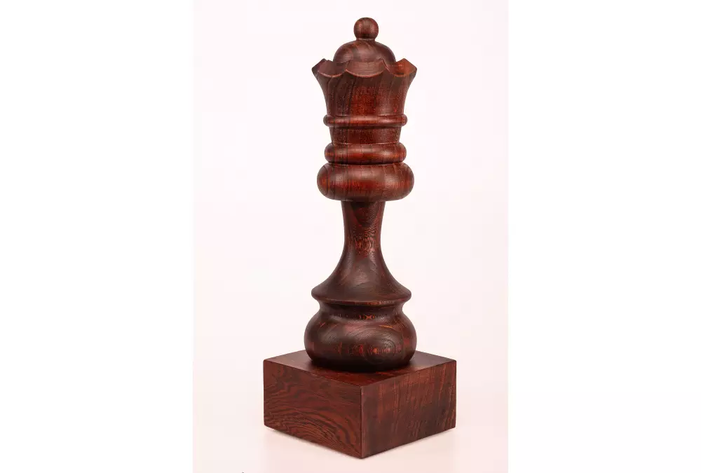 Puchar szachowy drewniany - Czarny Hetman