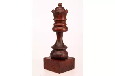 Puchar szachowy drewniany - Czarny Hetman