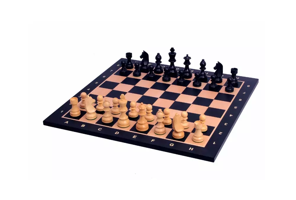 Zestaw szachowy Timeless - szachownica (pole 58mm), figury (król 96 mm)