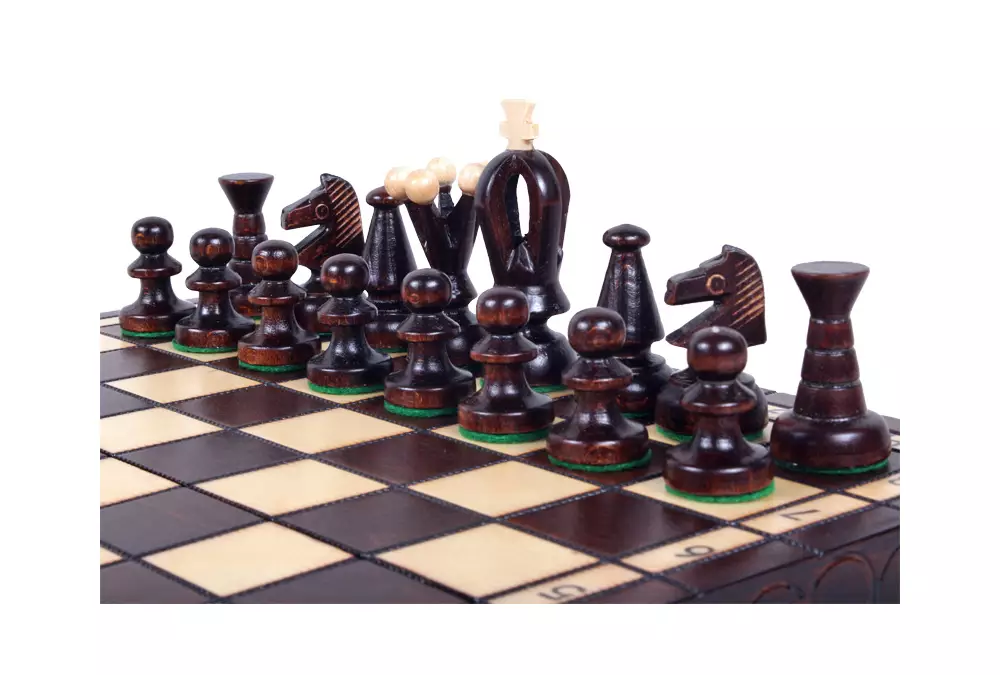 SZACHY KRÓLEWSKIE MAŁE (28,5 x 28 cm)