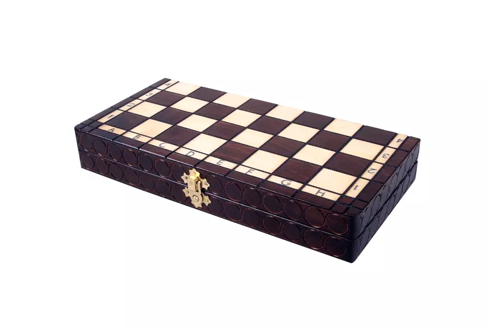SZACHY KRÓLEWSKIE MAŁE (28,5 x 28 cm)