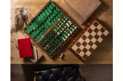 Szachy Turniejowe nr 5 (pole 50 mm, król 90 mm) intarsjowane z dodatkowymi hetmanami