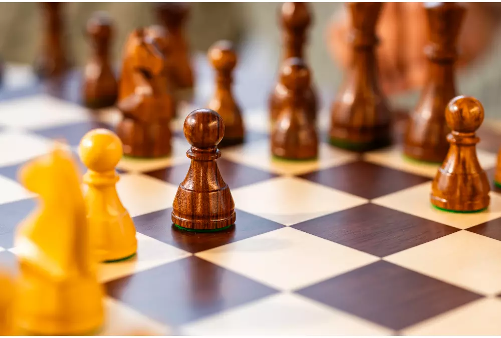 Drewniane figury szachowe DGT Modern do desek elektronicznych