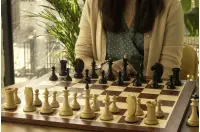 Figury szachowe Queen's Gambit 1957 Bukszpan hebanizowany 4 cale Figury szachowe Queen's Gambit 1957 Bukszpan hebanizowany 4 cale