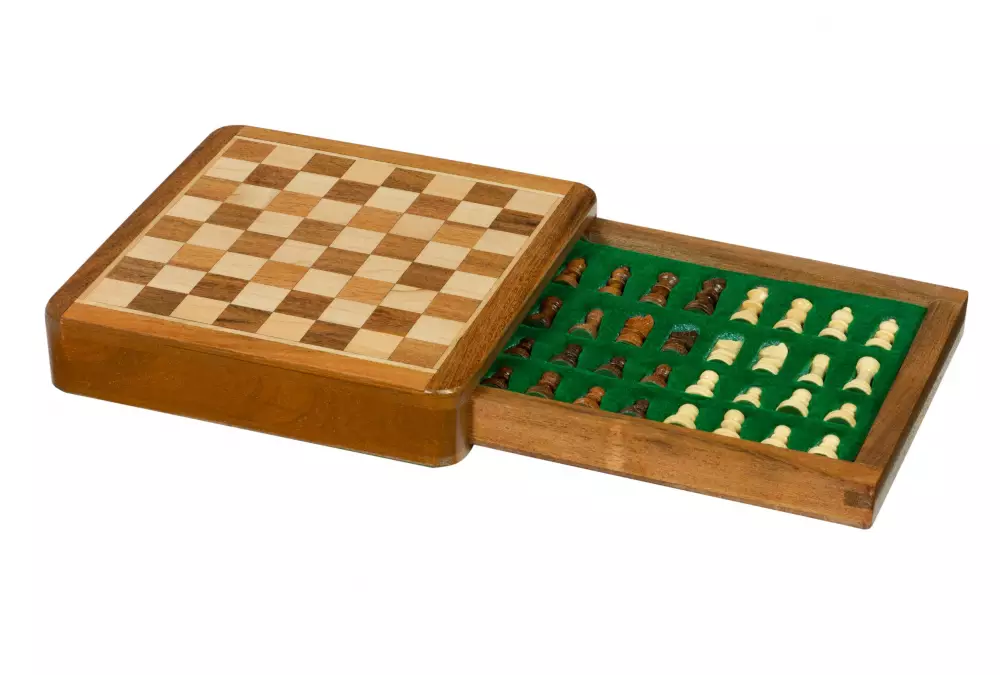 Szachy MAGNETYCZNE 18 cm z intarsjowaną szachownicą i szufladką na figury