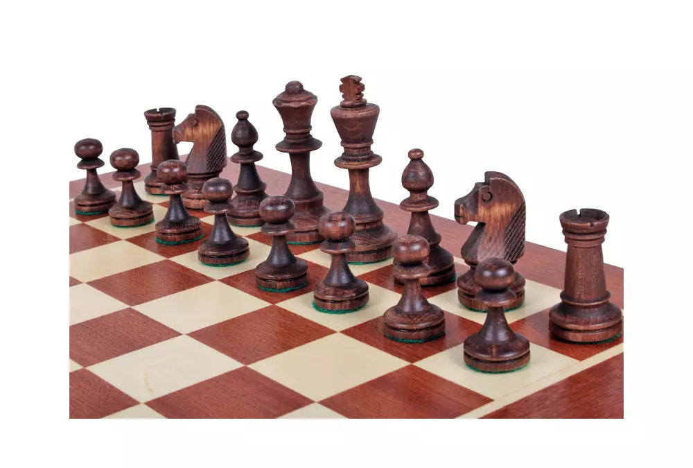 STAUNTON NR 4 w kuferku drewnianym