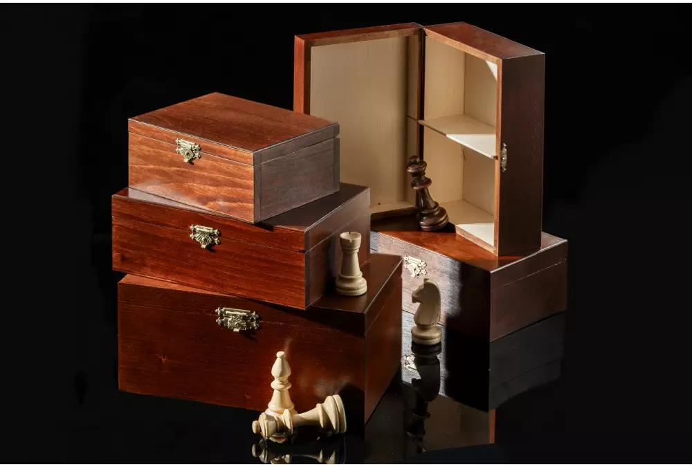 Kuferek na figury nr 8