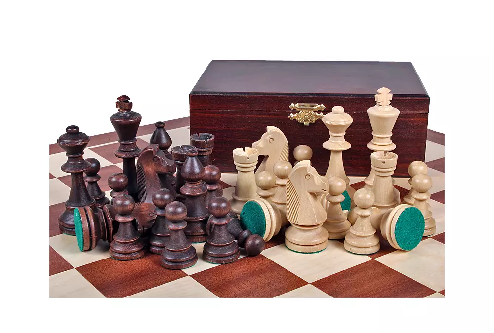 Figury drewniane Staunton nr 6 w drewnianym kuferku w kolorze mahoniowym