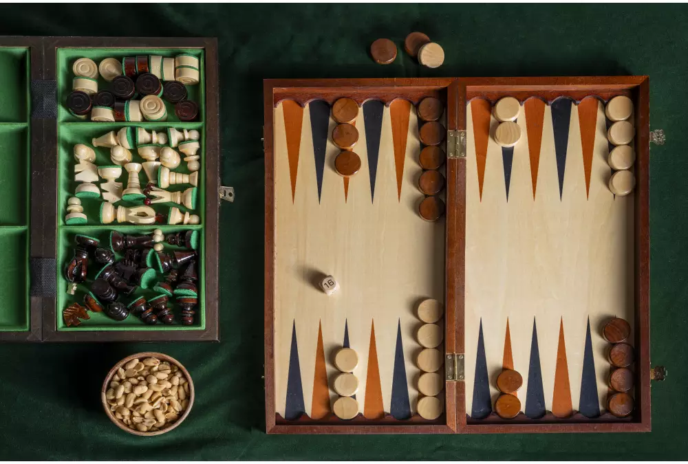 Turniejowe nr 4 SZACHY+WARCABY+ BACKGAMMON