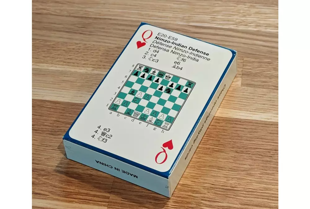 Karty 2 w 1 - klasyczne karty do gry + debiuty szachowe