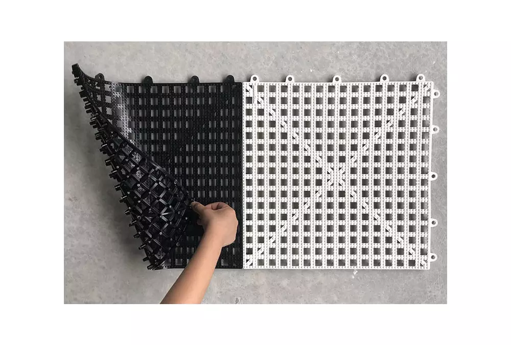 Szachownica gumowa do szachów oraz warcabów plenerowych / ogrodowych (pole 30 cm)