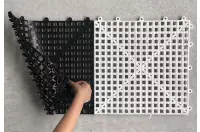 Szachownica gumowa do szachów oraz warcabów plenerowych / ogrodowych (pole 30 cm)