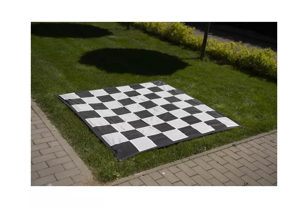Szachownica nylonowa do szachów ogrodowych o polu 21cm