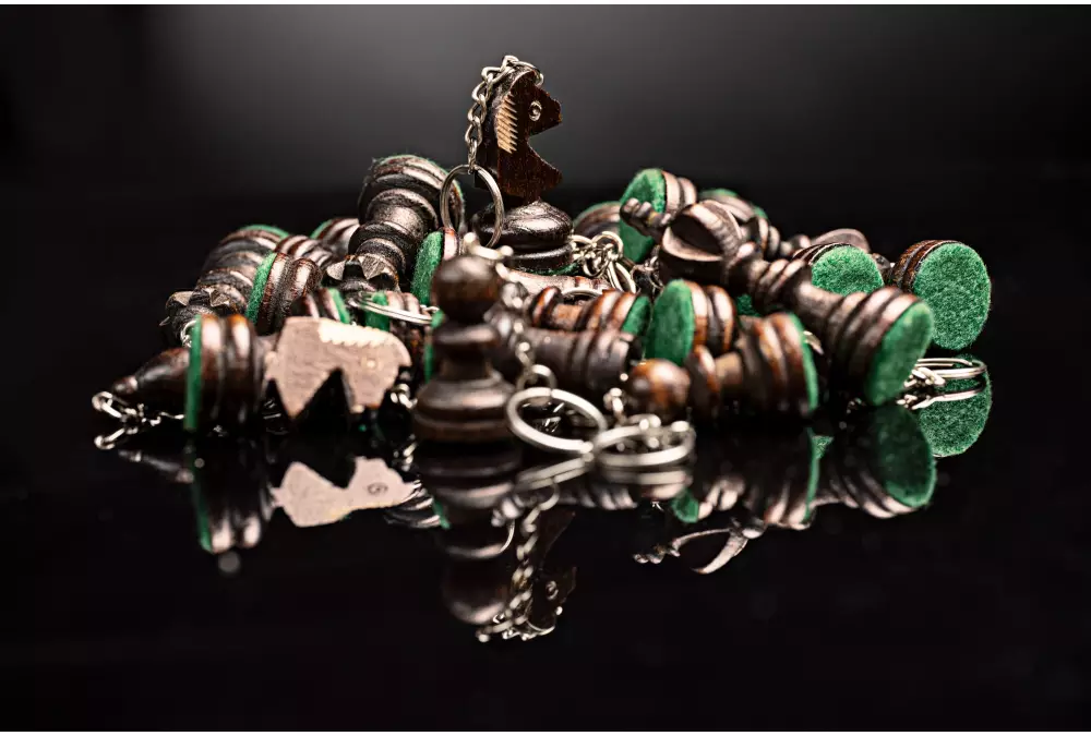 Brelok czarny goniec