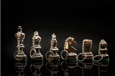 Brelok czarny goniec