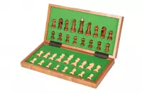 Szachy magnetyczne-orzechowe (33x33cm)