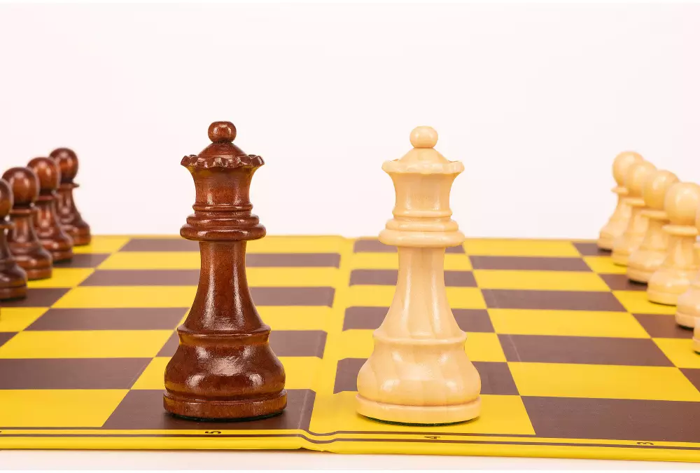 Zestaw szachowy | Figury szachowe German 5+ | Król 98 mm | Szachownica tekturowa