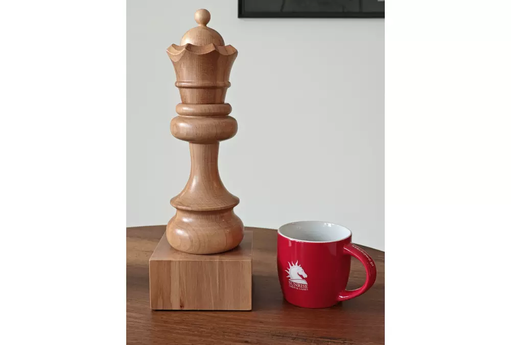 Puchar szachowy drewniany - Biały Hetman