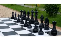 Figury plastikowe do szachów plenerowych / ogrodowych (wysokość króla 74 cm)
