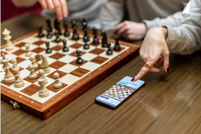 Elektroniczne szachy iChessOne Timeless